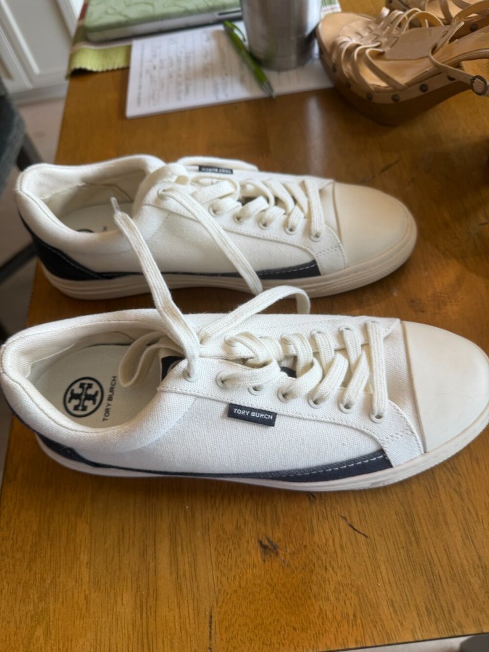 Tory‎ Burch Size 9.5M Womens Classic Court Sneaker Ivory Canvas/Navy Blue  movin